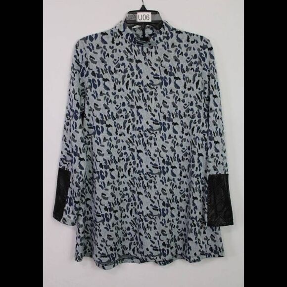 Tyler Boe Chrissy Tunic Women's Size Small Blue Black Print with patch cuff - Picture 1 of 7
